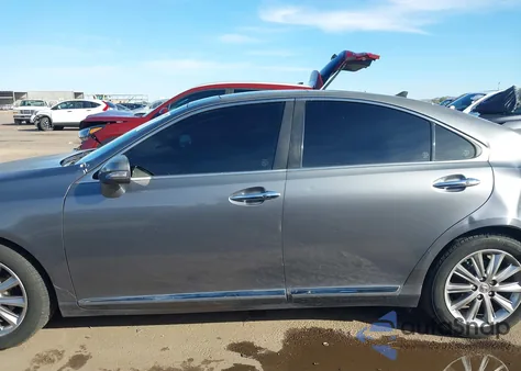 2012 Lexus Es 350 z USA, uszkodzony, nr VIN JTHBK1EG6C2503182